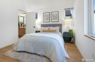 10344 Wallingford Avenue N, Seattle, WA 98133 - Photo 18