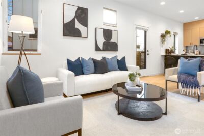 10344 Wallingford Avenue N, Seattle, WA 98133 - Photo 4