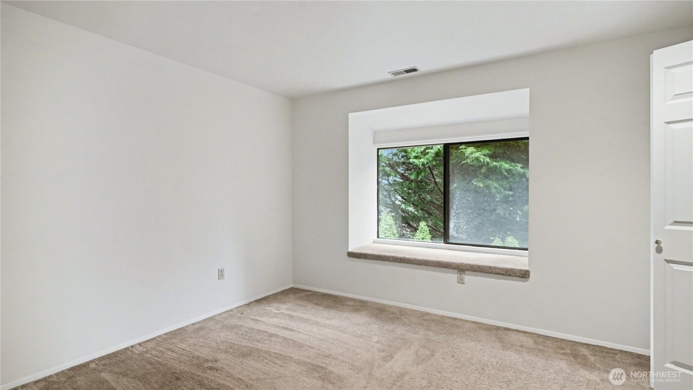 3320 168th Place SE, Bellevue, WA 98008