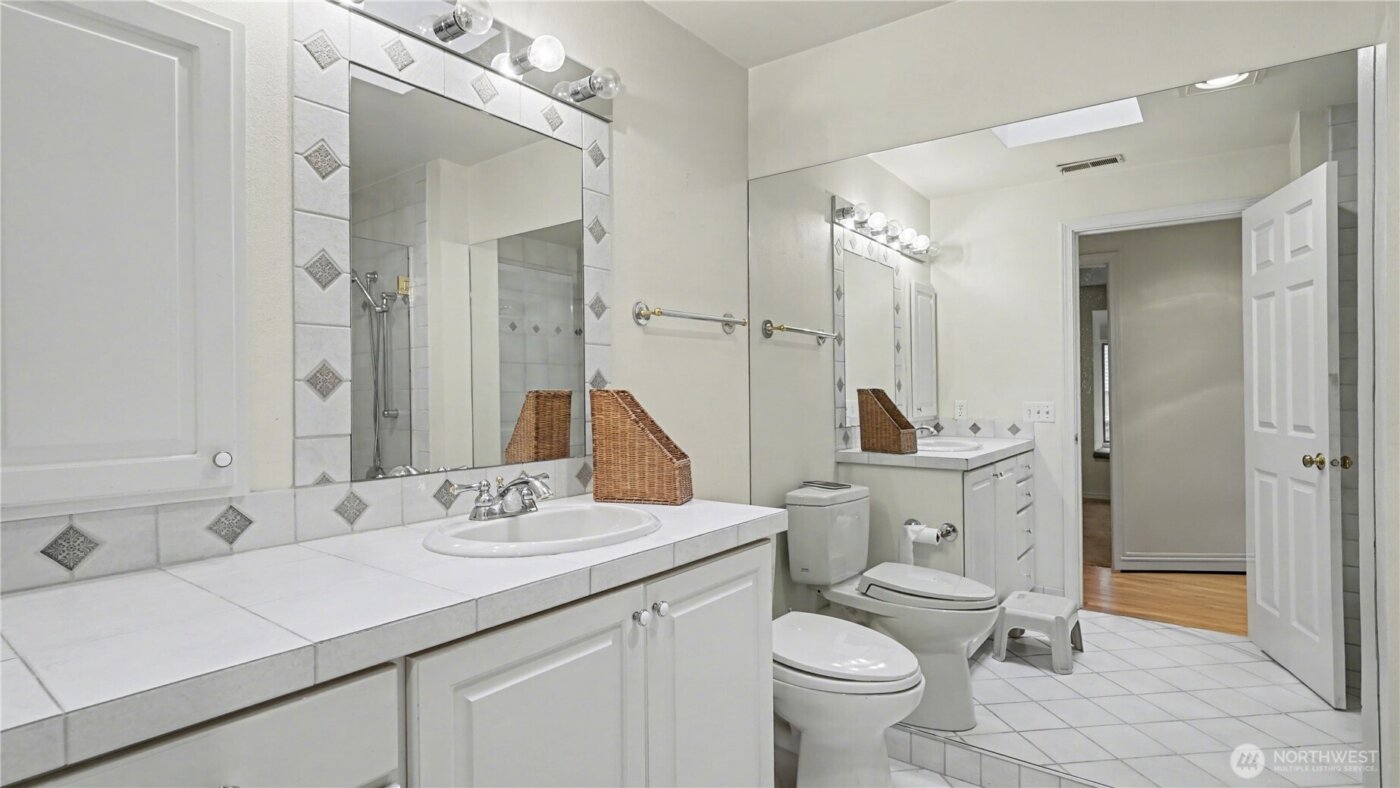 3320 168th Place SE, Bellevue, WA 98008