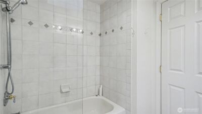 3320 168th Place SE, Bellevue, WA 98008 - Photo 28