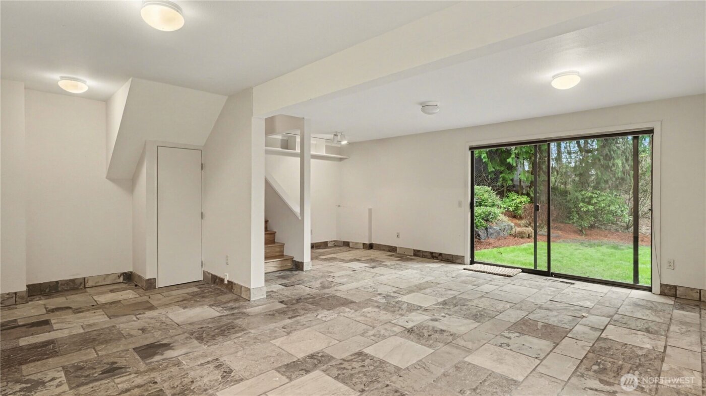 3320 168th Place SE, Bellevue, WA 98008