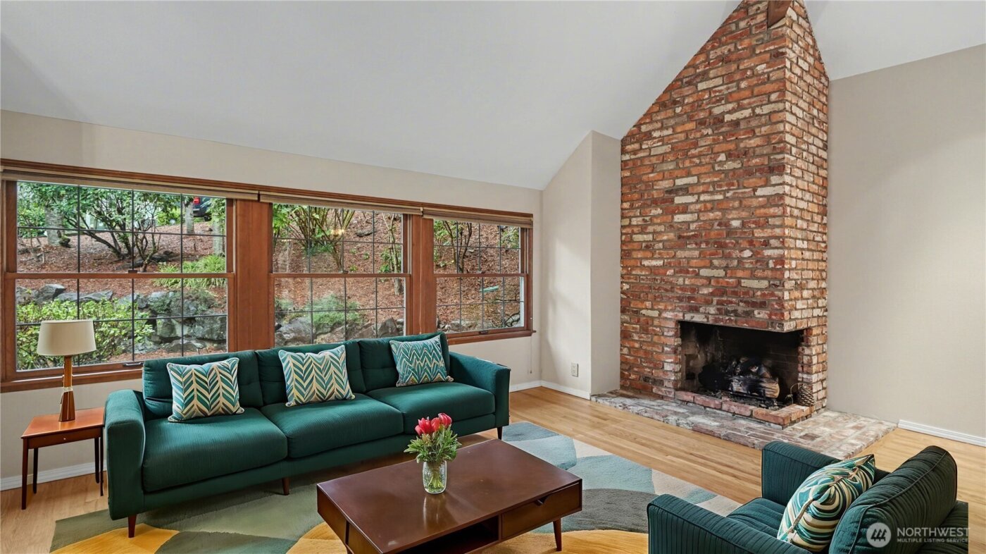 3320 168th Place SE, Bellevue, WA 98008