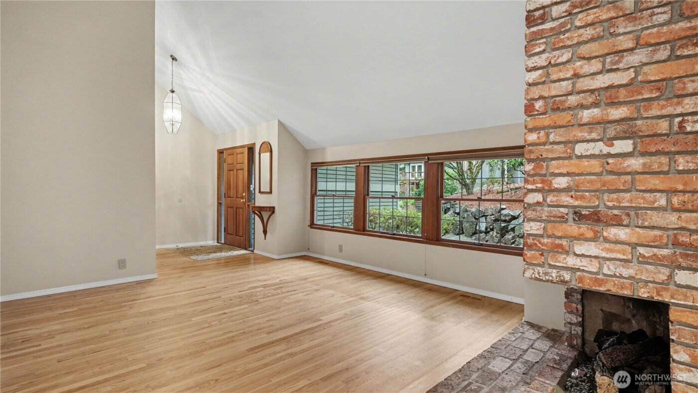 3320 168th Place SE, Bellevue, WA 98008