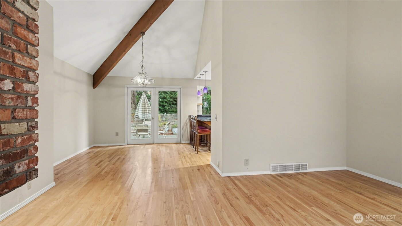 3320 168th Place SE, Bellevue, WA 98008