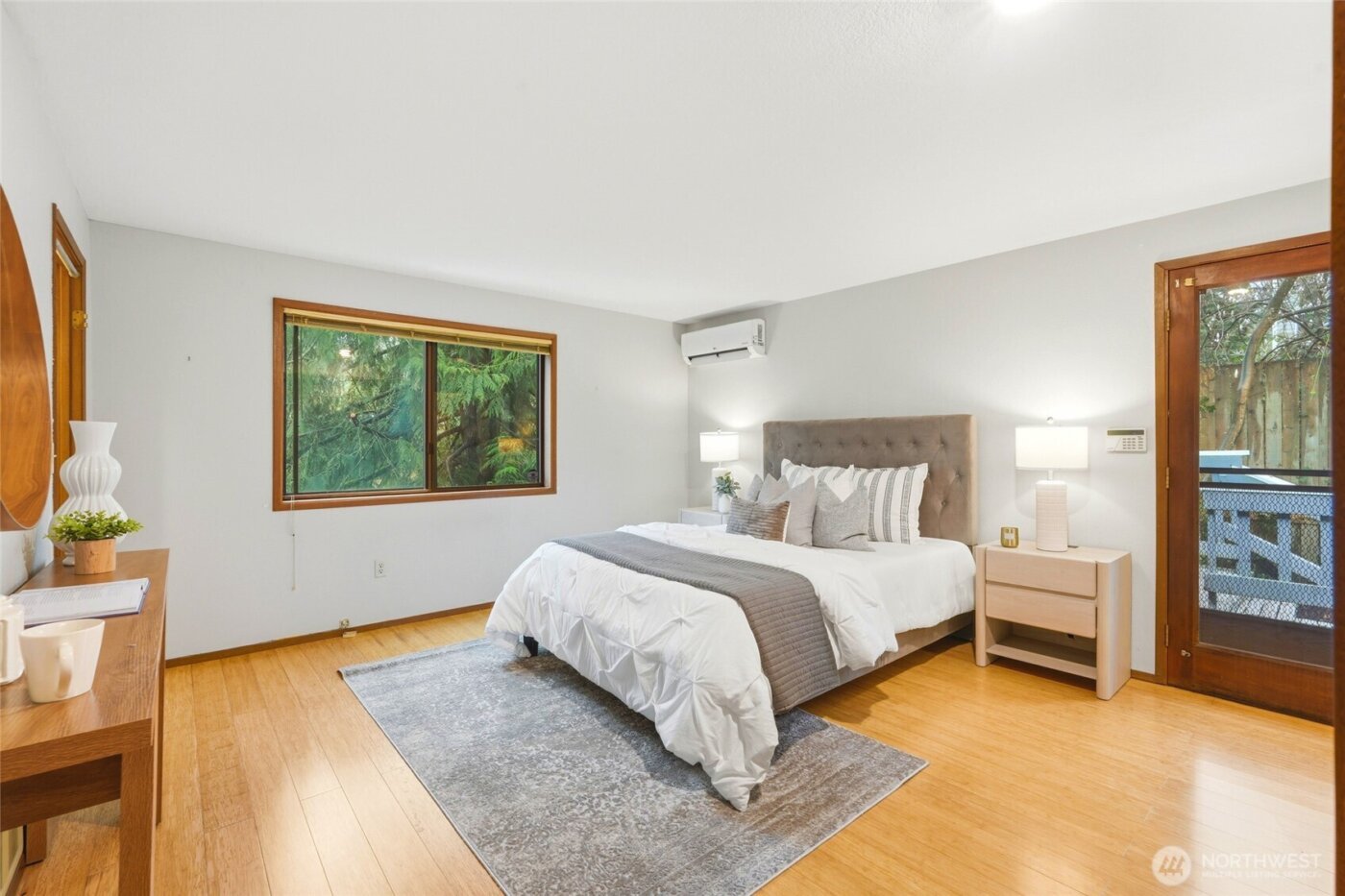 2545 NE 95th Street , Seattle, WA 98115