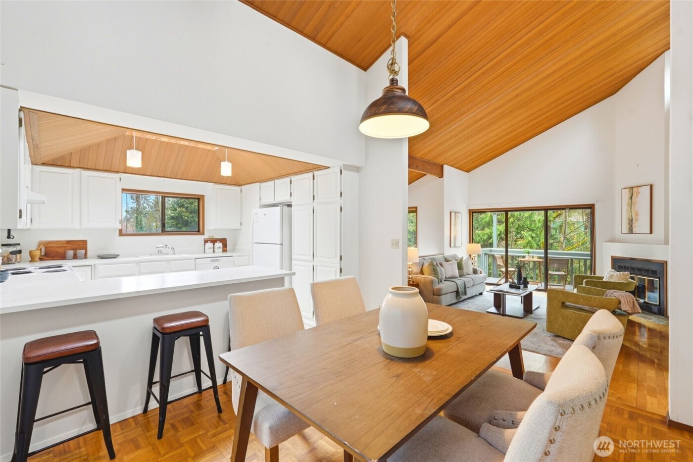 2545 NE 95th Street , Seattle, WA 98115