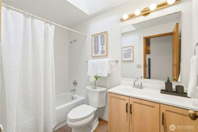 2545 NE 95th Street , Seattle, WA 98115 - Photo 21