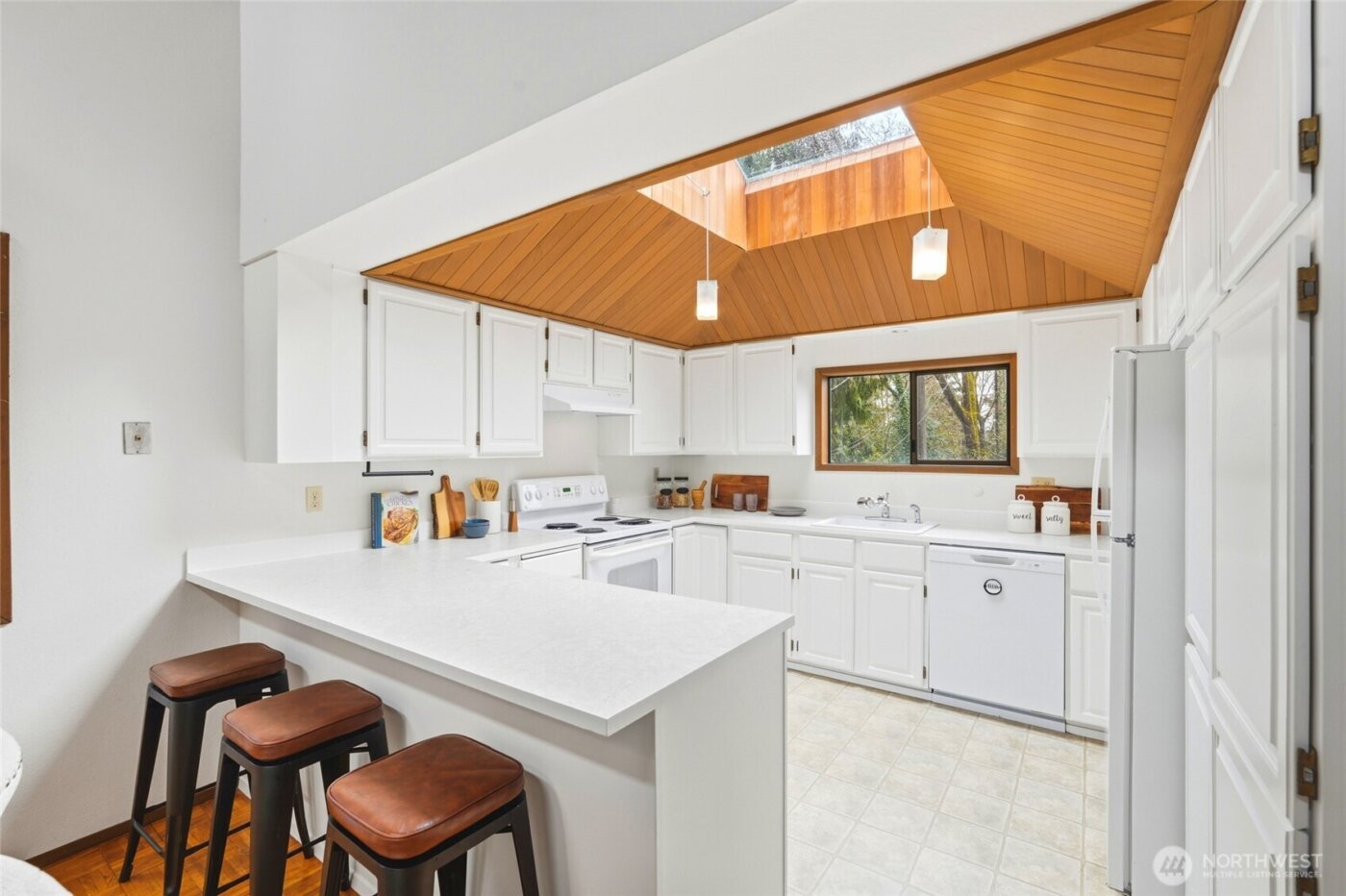 2545 NE 95th Street , Seattle, WA 98115