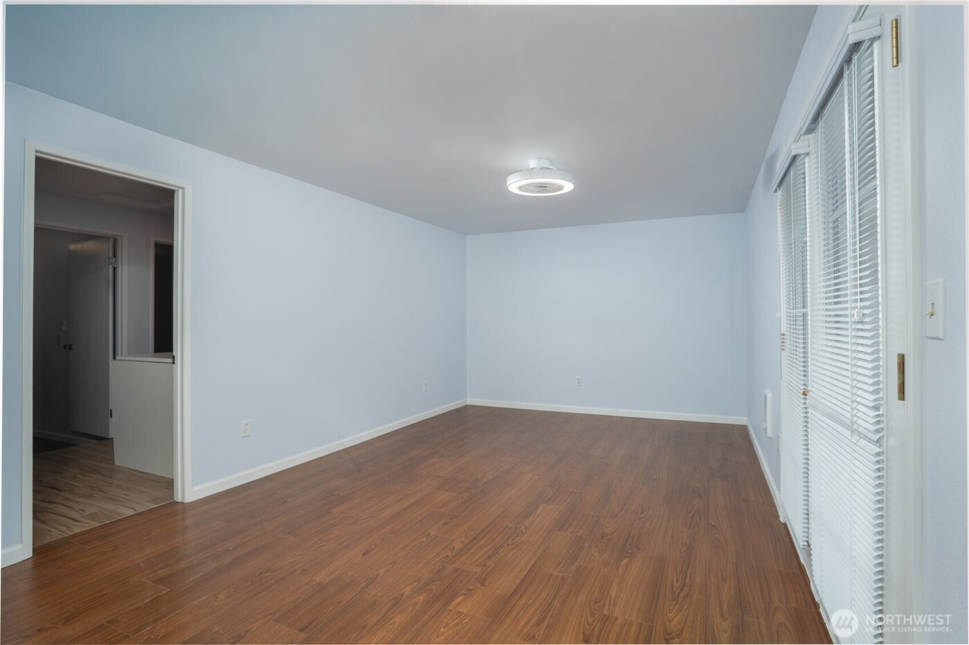 2412 Lexington Street , Steilacoom, WA 98388