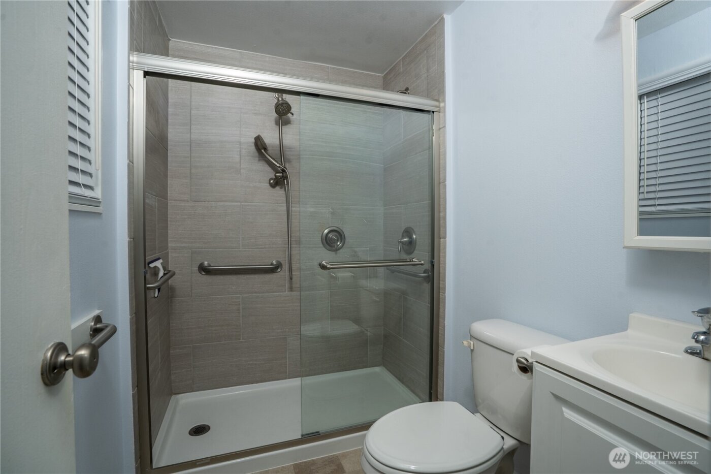 2412 Lexington Street , Steilacoom, WA 98388