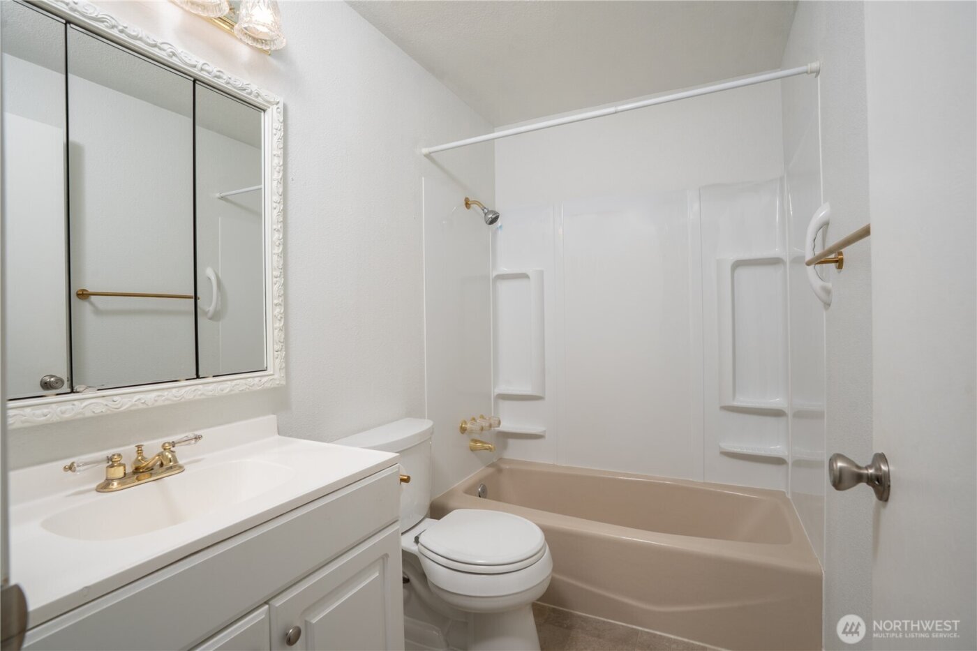 2412 Lexington Street , Steilacoom, WA 98388