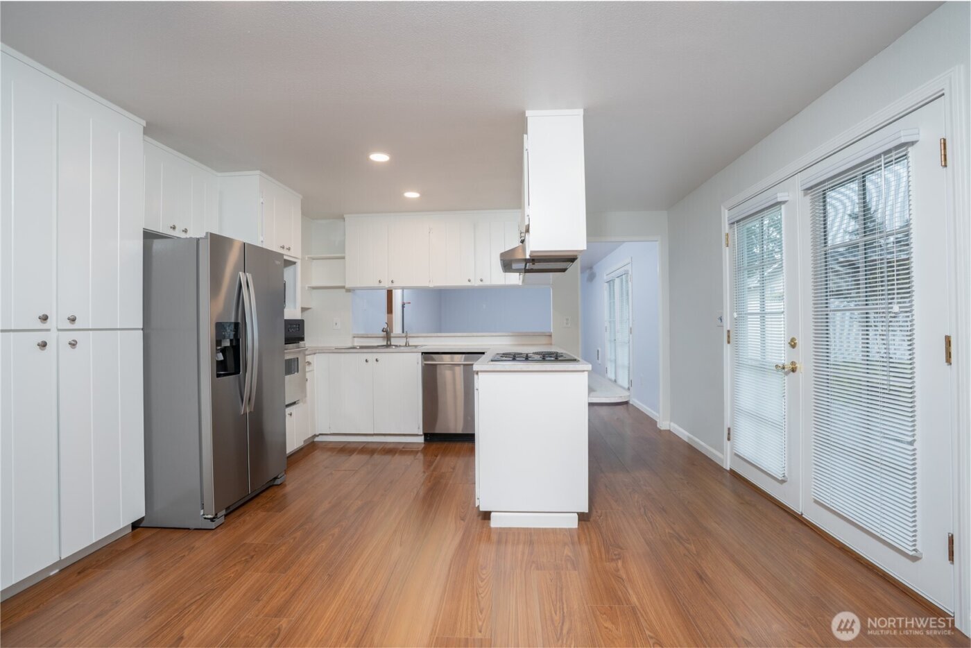 2412 Lexington Street , Steilacoom, WA 98388