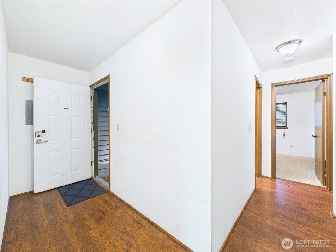 12721 NE 129th Court #F103, Kirkland, WA 98034-3267