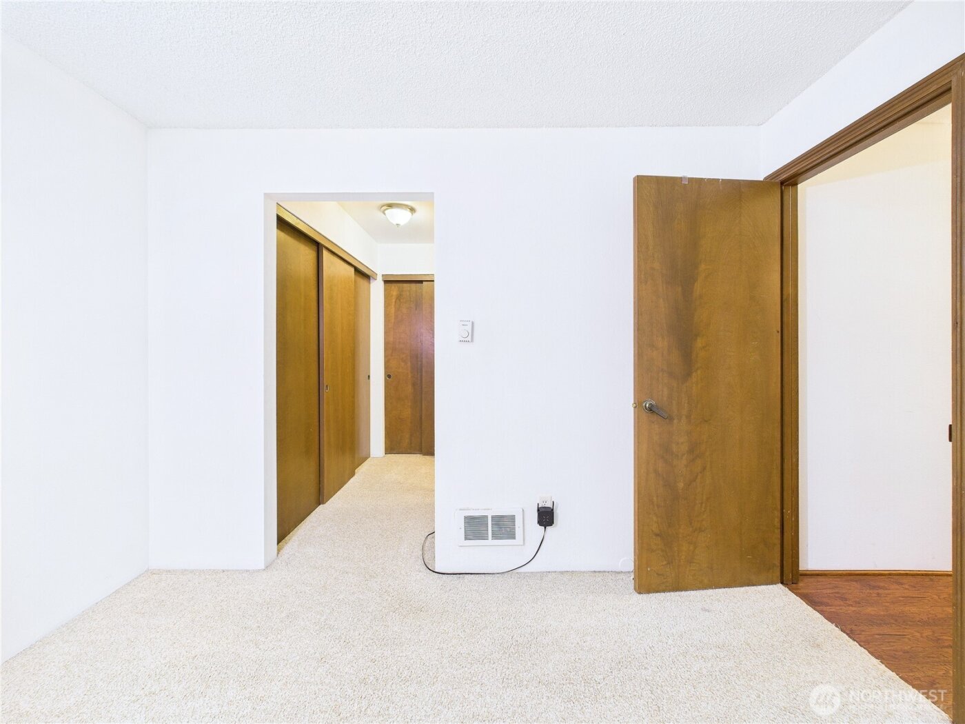 12721 NE 129th Court #F103, Kirkland, WA 98034-3267