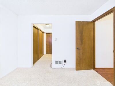 12721 NE 129th Court #F103, Kirkland, WA 98034-3267 - Photo 28