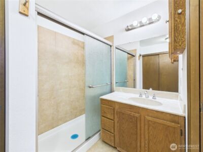 12721 NE 129th Court #F103, Kirkland, WA 98034-3267 - Photo 31