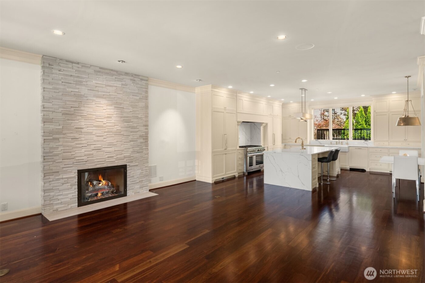 10132 NE 59th Street #C, Kirkland, WA 98033