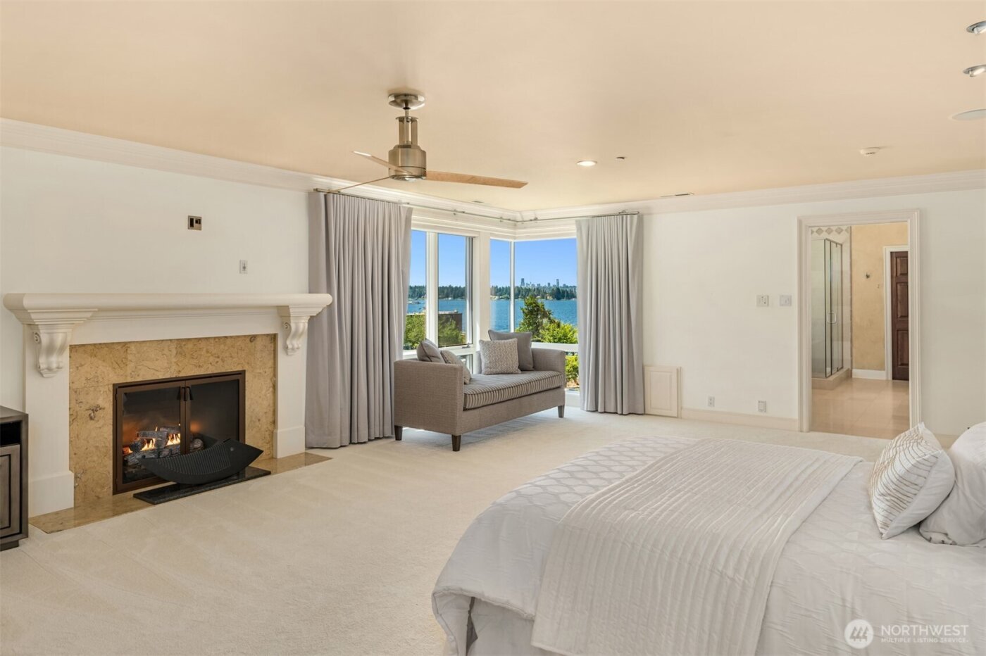 10132 NE 59th Street #C, Kirkland, WA 98033