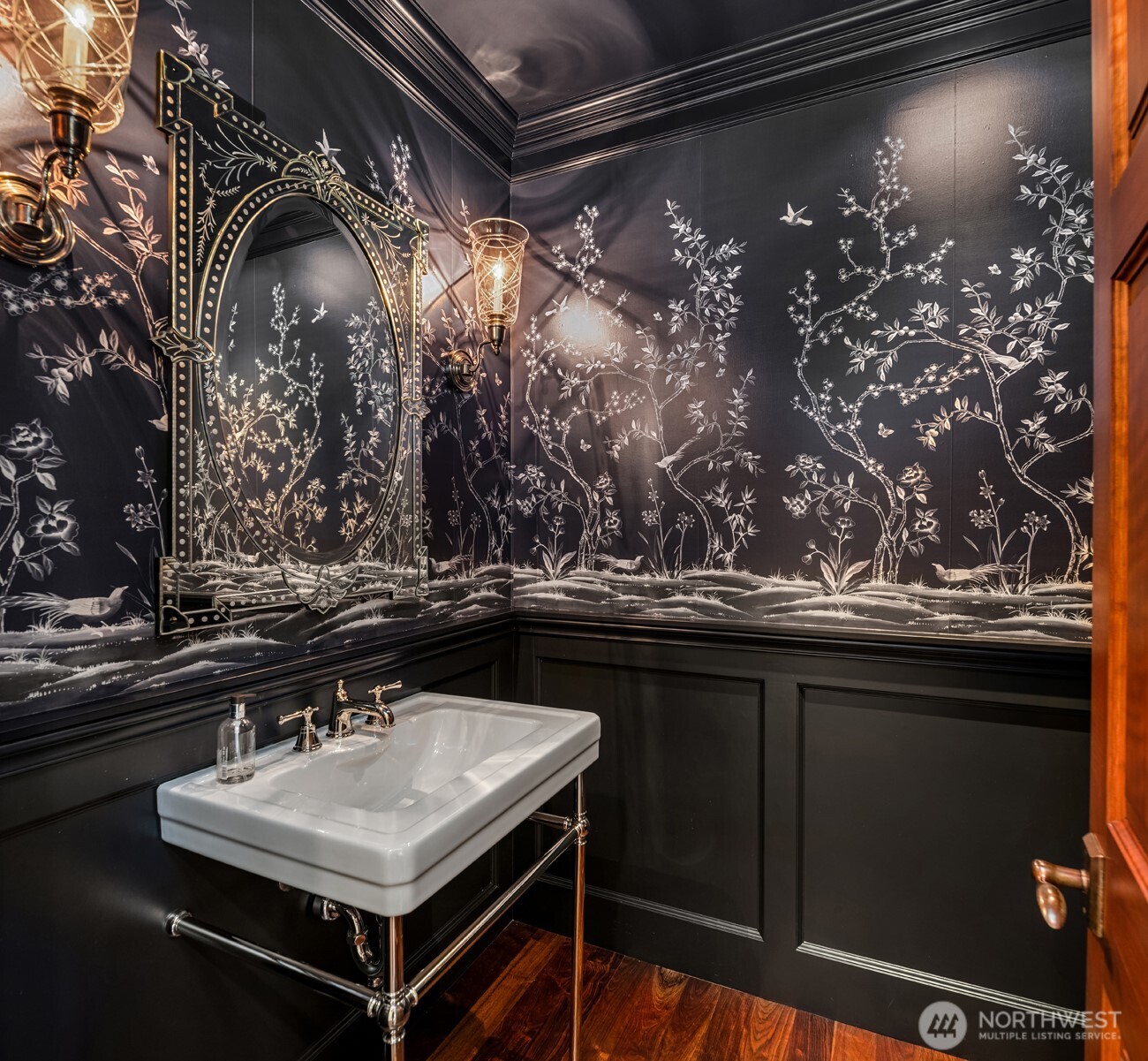 10132 NE 59th Street #C, Kirkland, WA 98033