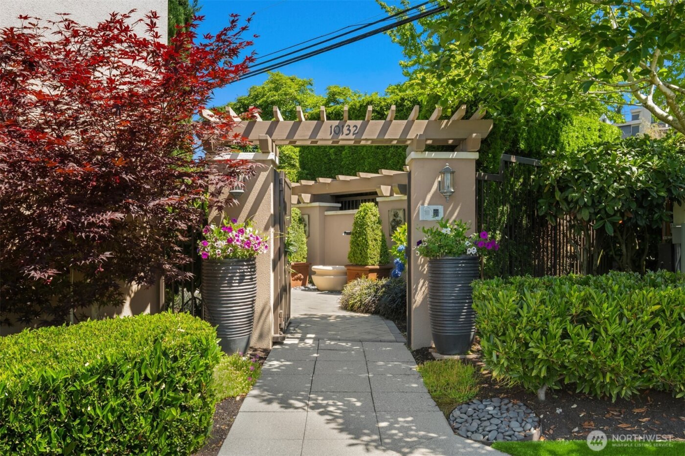 10132 NE 59th Street #C, Kirkland, WA 98033