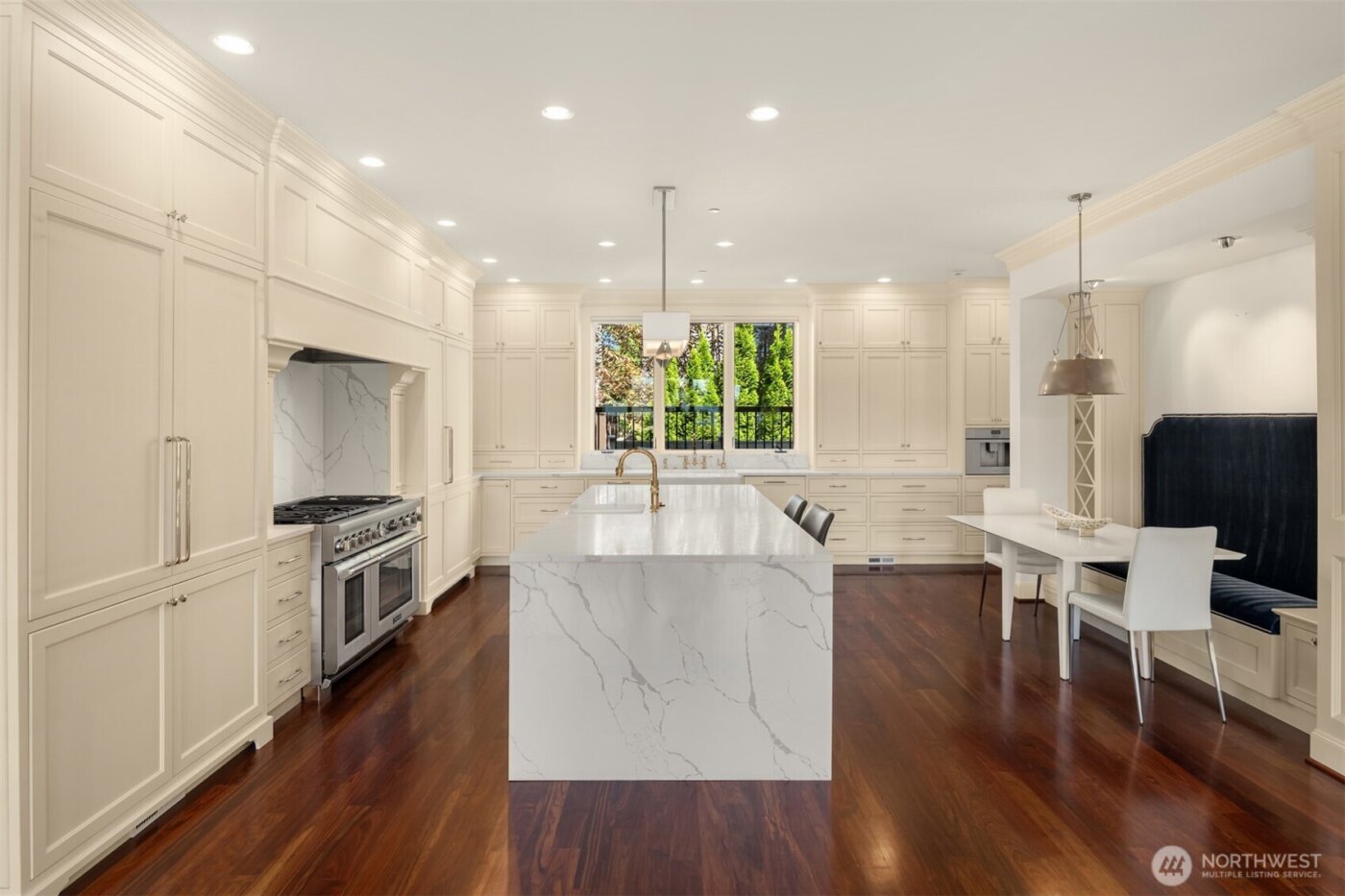 10132 NE 59th Street #C, Kirkland, WA 98033