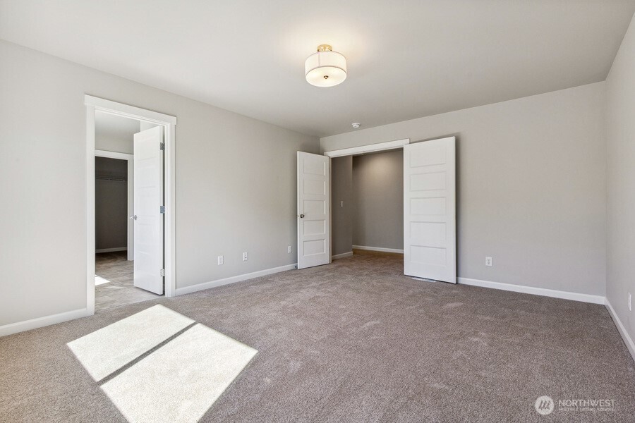 27118 30th Place S #25, Kent, WA 98032