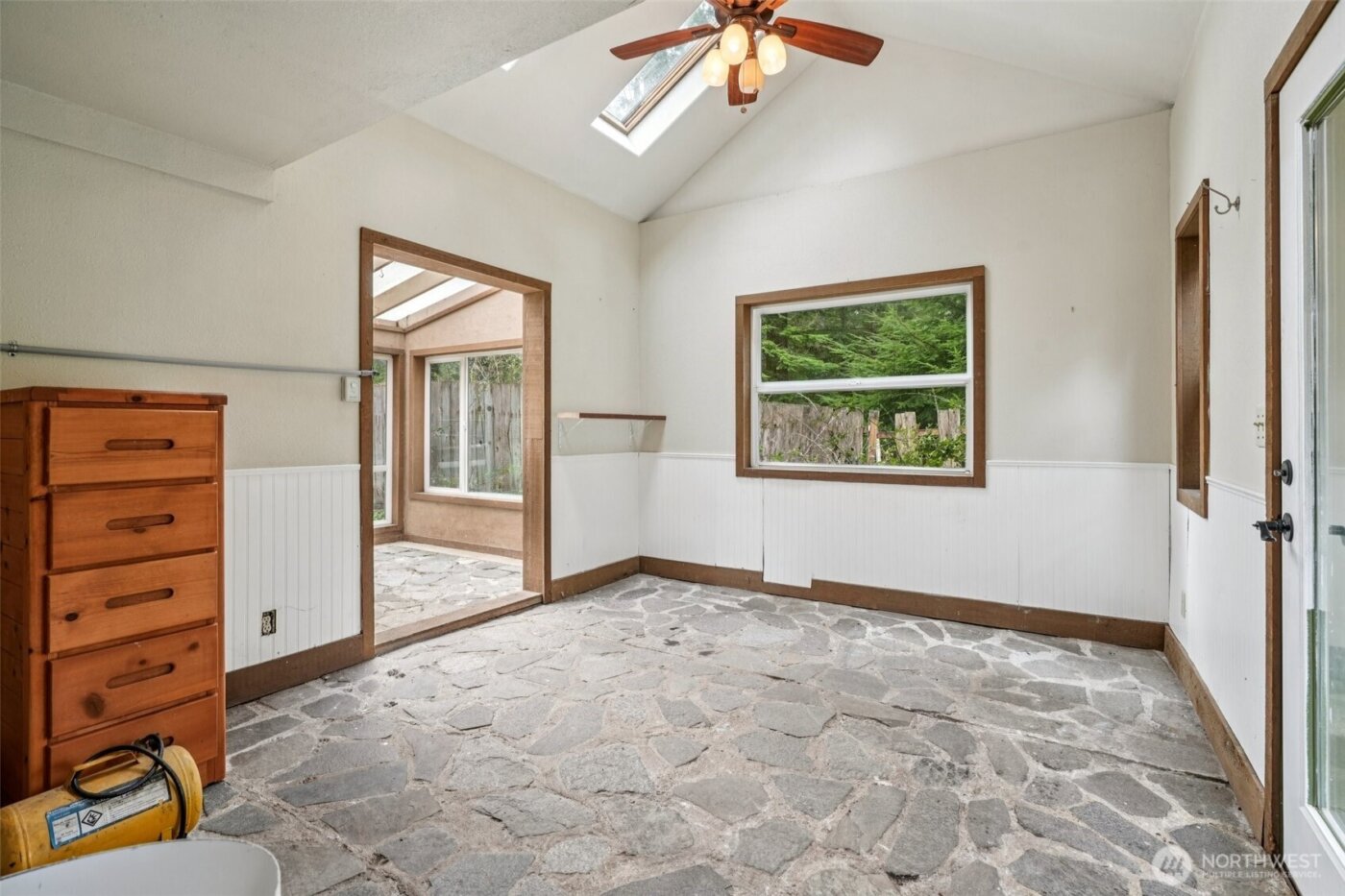 12692 Washougal River Road , Washougal, WA 98671