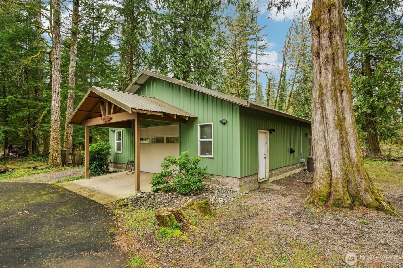 12692 Washougal River Road , Washougal, WA 98671