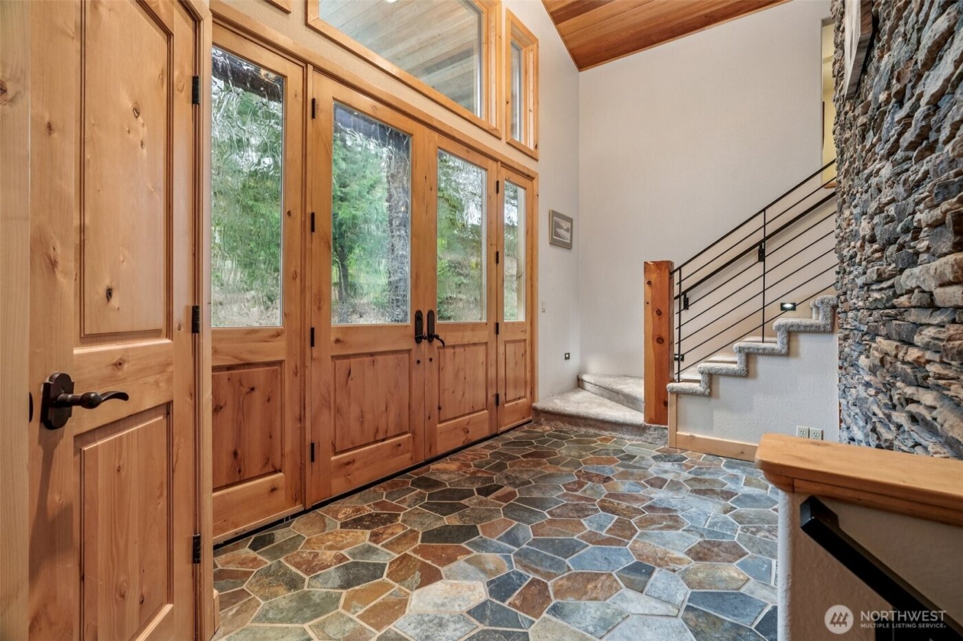 12692 Washougal River Road , Washougal, WA 98671