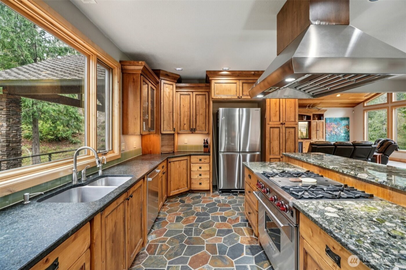 12692 Washougal River Road , Washougal, WA 98671