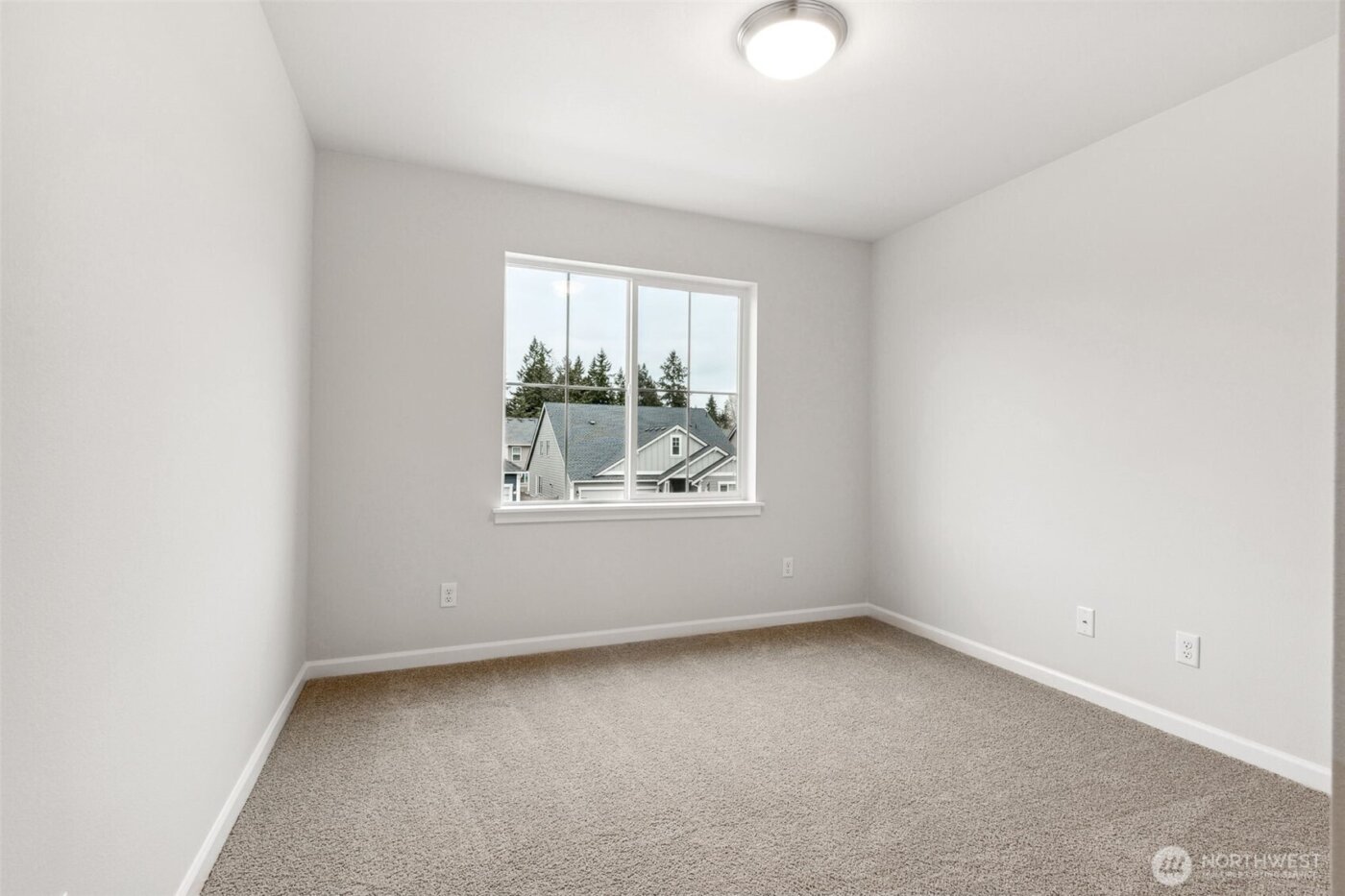 27106 30th Place S #28, Kent, WA 98032