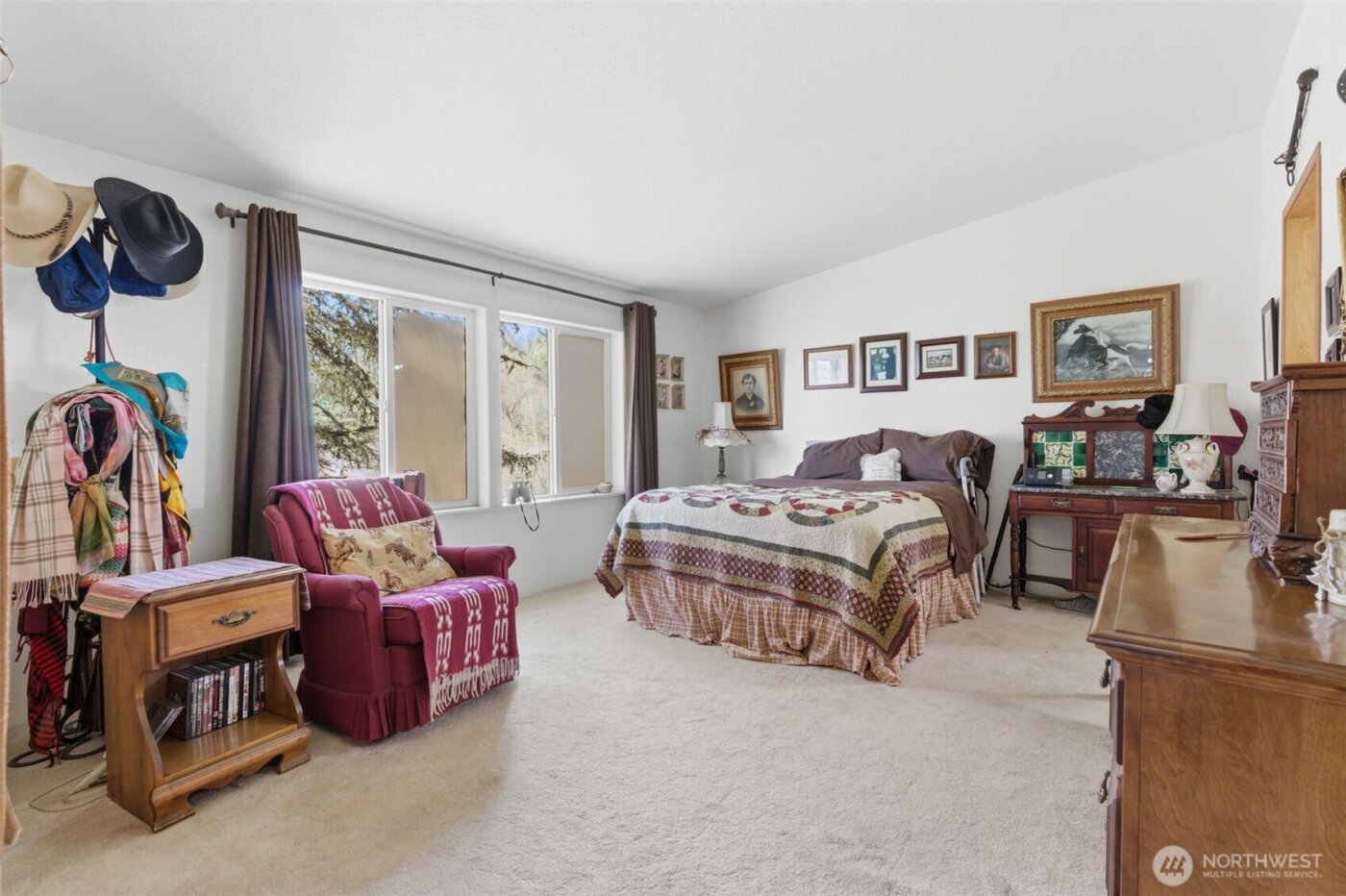 271 Cowlitz Ridge Road , Toledo, WA 98591