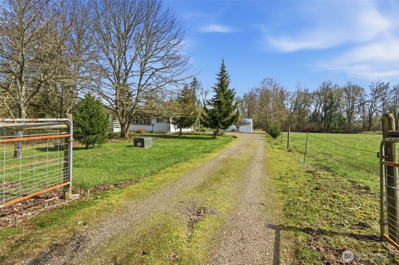 271 Cowlitz Ridge Road , Toledo, WA 98591