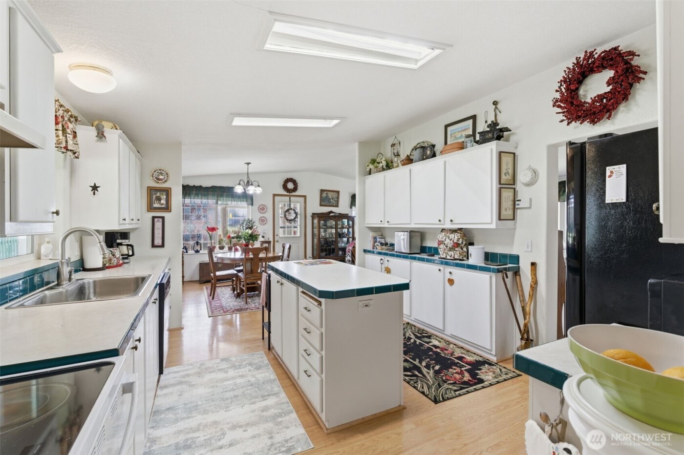 271 Cowlitz Ridge Road , Toledo, WA 98591