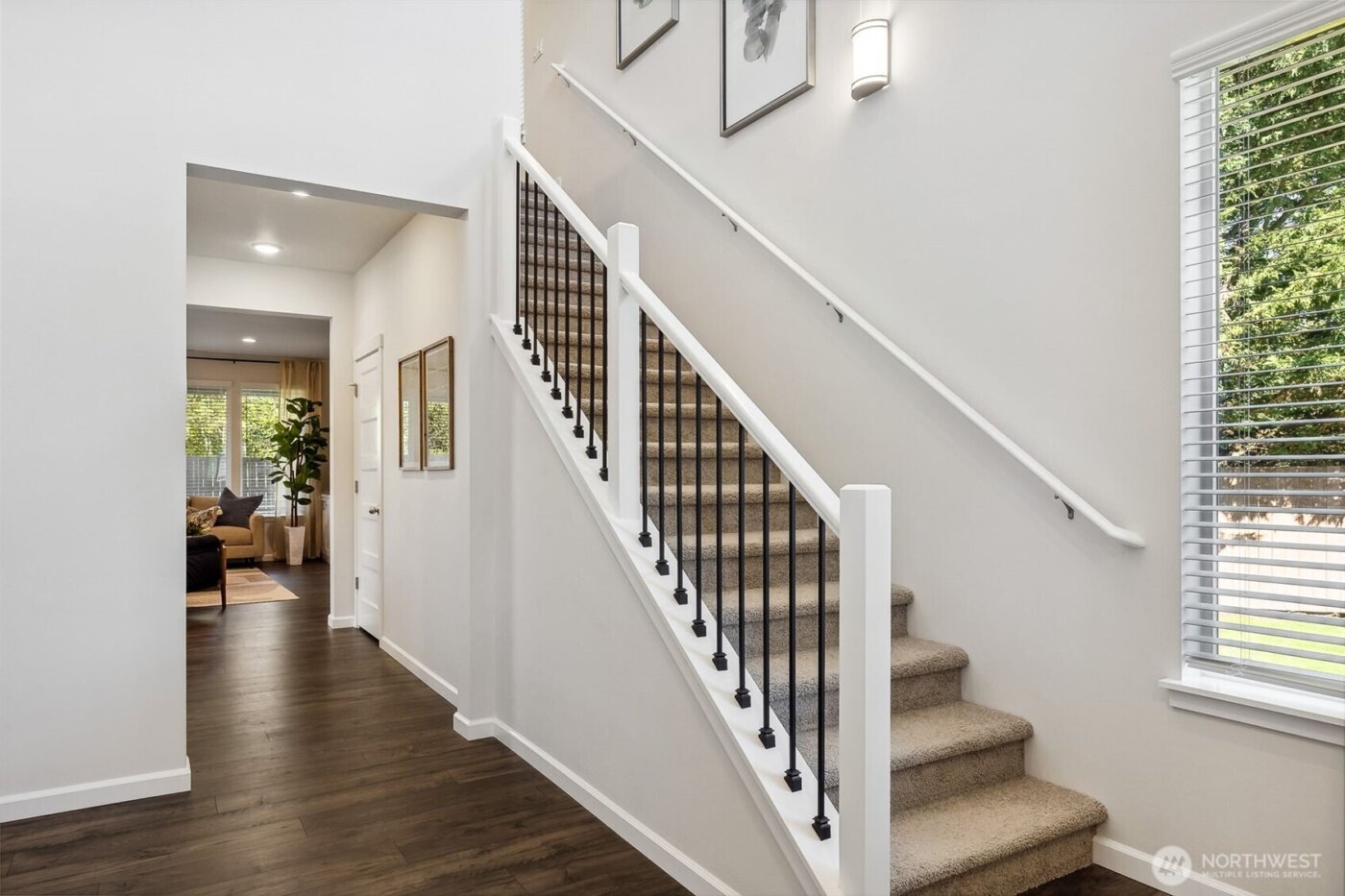 27018 30th Place S #32, Kent, WA 98032