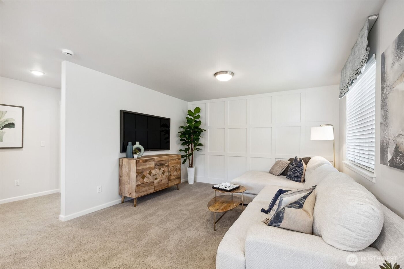 27018 30th Place S #32, Kent, WA 98032