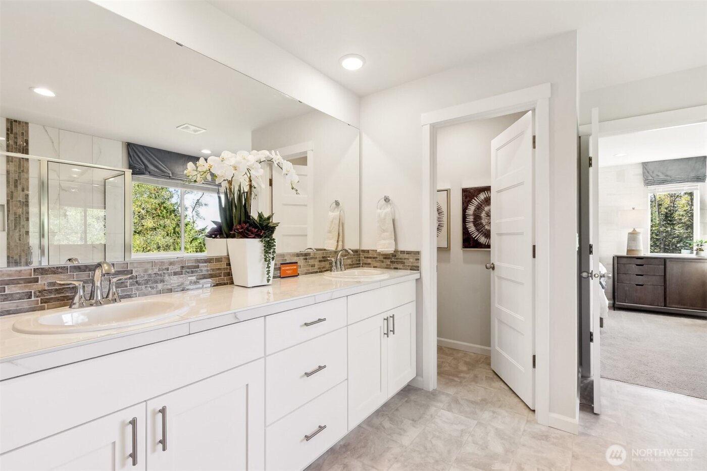 27018 30th Place S #32, Kent, WA 98032