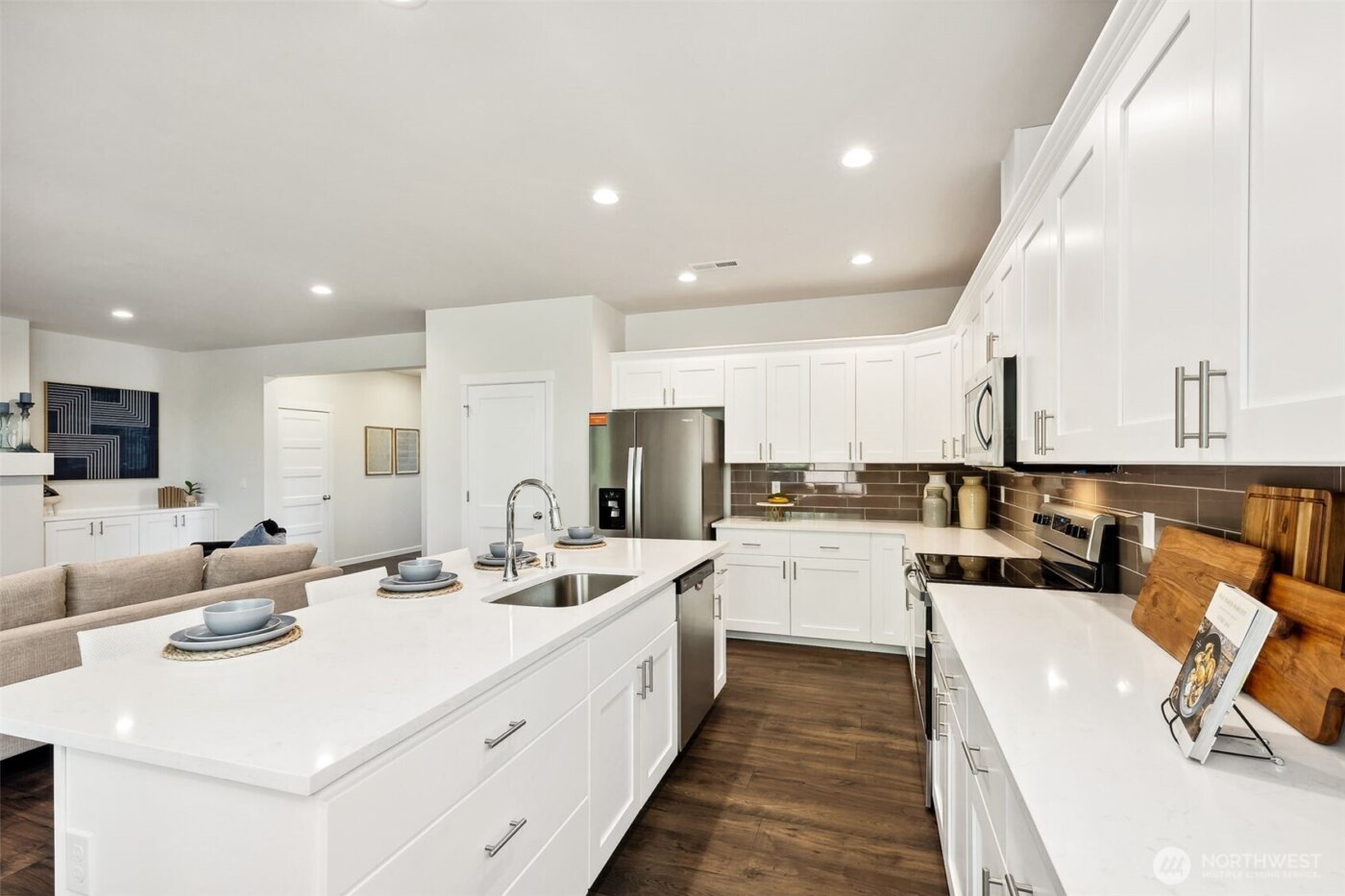 27018 30th Place S #32, Kent, WA 98032