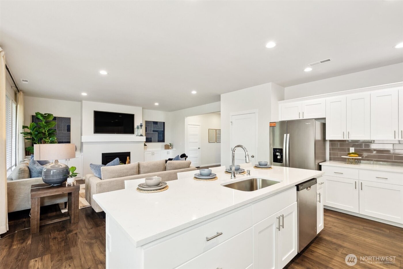 27018 30th Place S #32, Kent, WA 98032