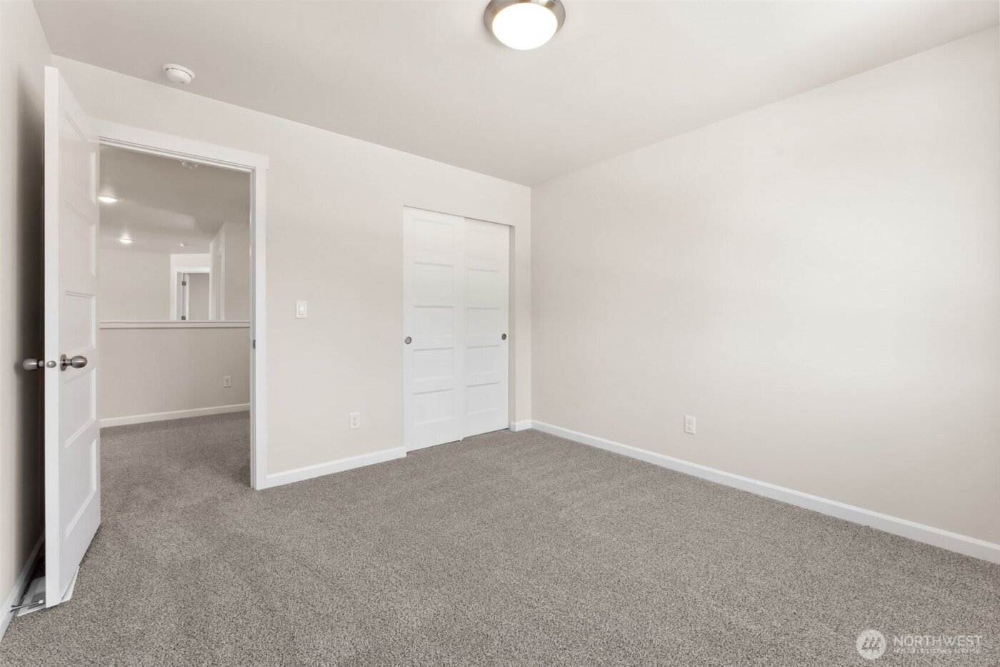 26910 30th Place S #39, Kent, WA 98032