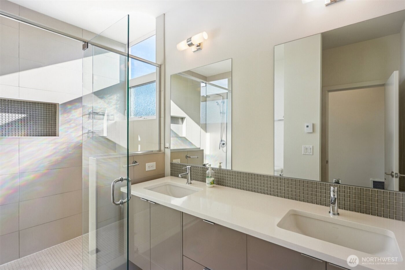 8501 14th Avenue NW, Seattle, WA 98117