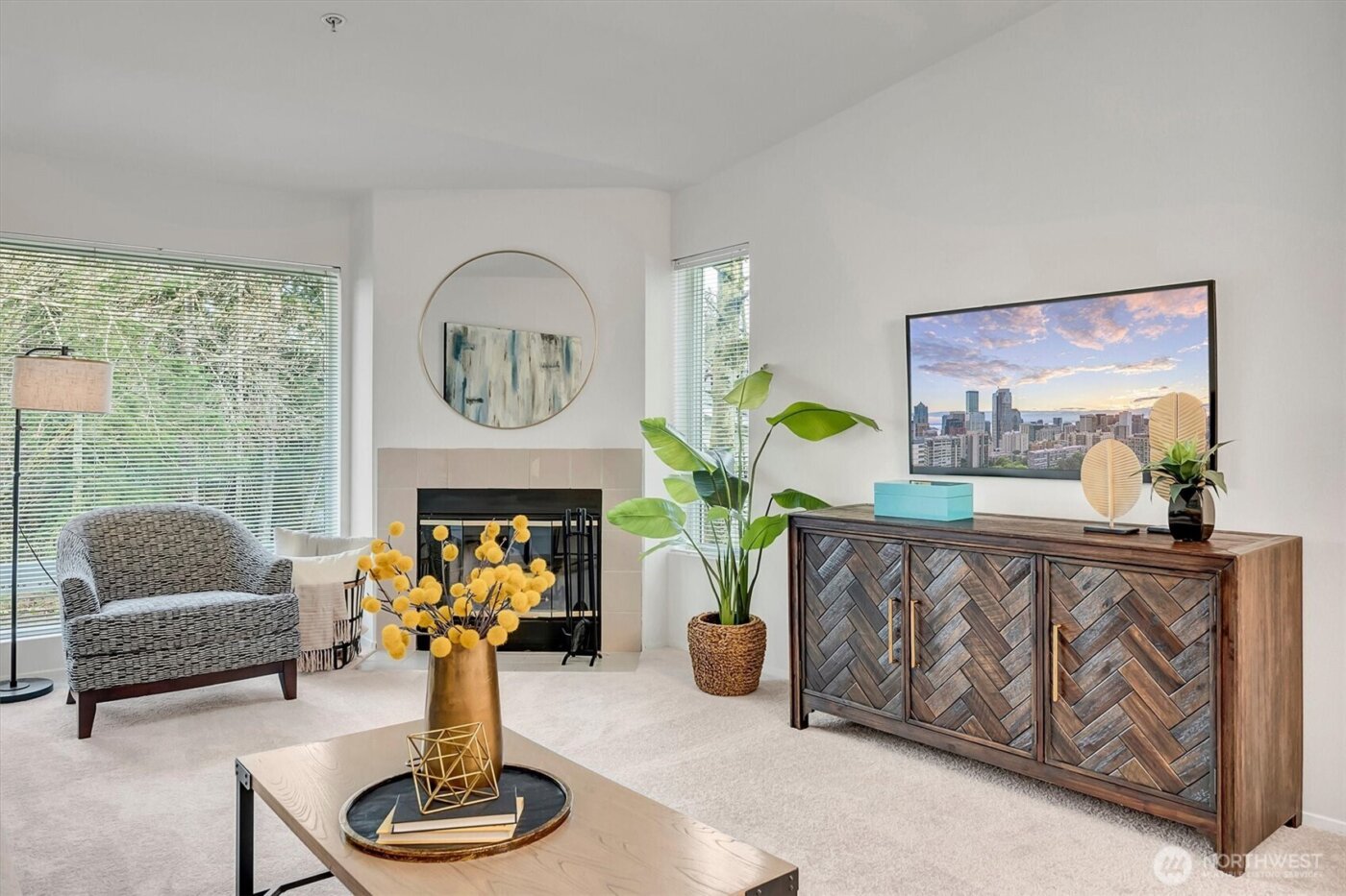 12323 NE 97th Street #O, Kirkland, WA 98033