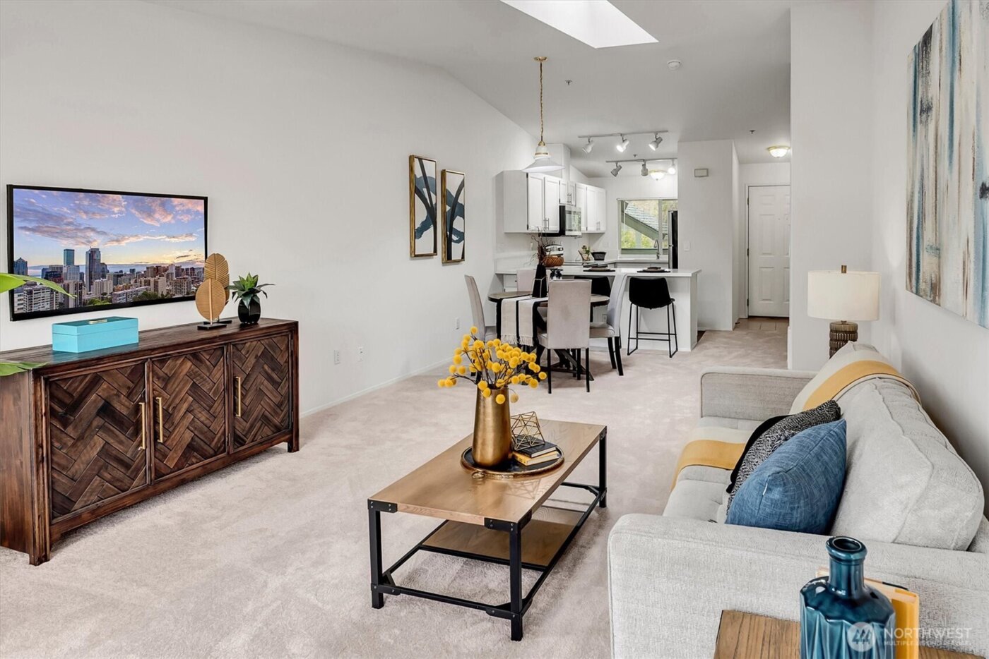 12323 NE 97th Street #O, Kirkland, WA 98033