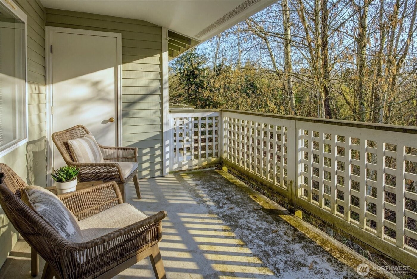 12323 NE 97th Street #O, Kirkland, WA 98033