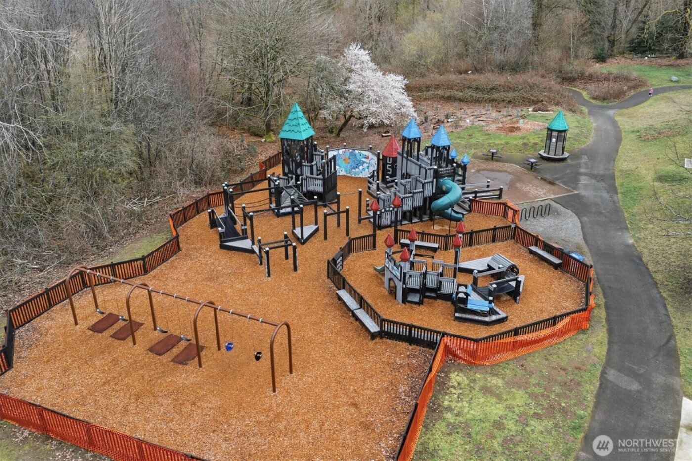 12323 NE 97th Street #O, Kirkland, WA 98033