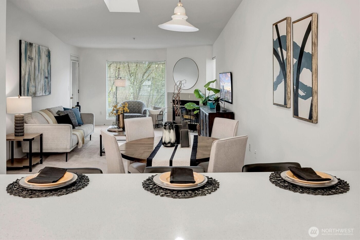 12323 NE 97th Street #O, Kirkland, WA 98033