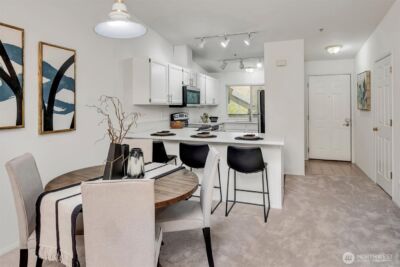 12323 NE 97th Street #O, Kirkland, WA 98033 - Photo 8