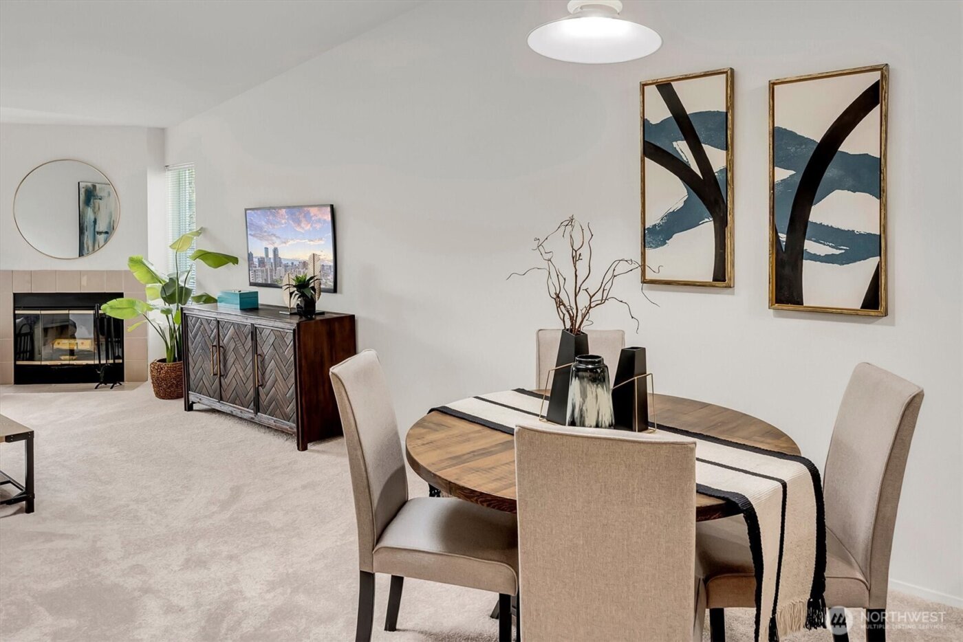 12323 NE 97th Street #O, Kirkland, WA 98033