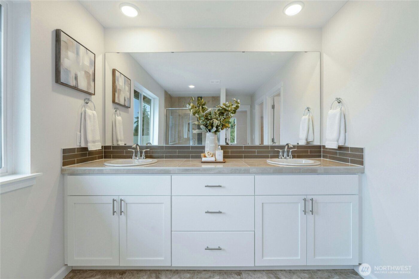 26917 30th Place S #13, Kent, WA 98032